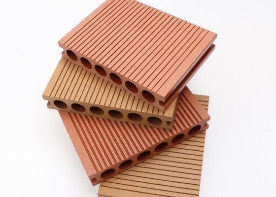 140x25mm Sembunyikan Bingkai Lantai Taman Plastik Decking Kayu Instalasi Mudah