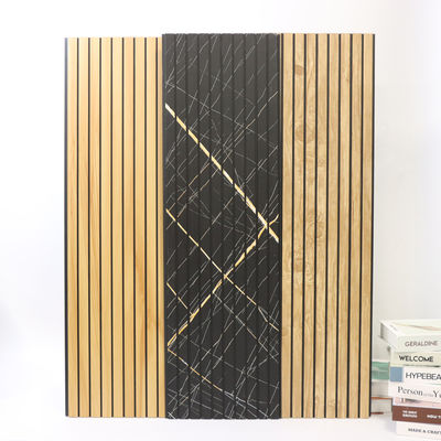 Panel dinding PVC tahan air Fluted PVC Lembar PVC Wall Cladding untuk ruang tamu Kamar tidur Penggunaan komersial Panel dinding PVC