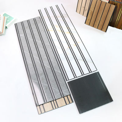 Panel Langit-Langit PVC Kelas Komersial Untuk Dinding Tahan Air Tahan Lembab Papan Dinding PVC Untuk Toko Hotel Restoran