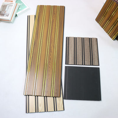 Panel langit-langit kayu biji PVC untuk dinding interior Panel dinding biaya efektif Alternatif untuk ubin Perawatan mudah Papan dinding