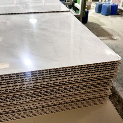 Panel Kamar Mandi Plastik Ramah Lingkungan Marmer Untuk Dinding Interior Vila Apartemen Kamar Mandi Tahan Air