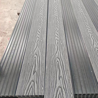 Decking WPC Luar Ruangan Berumur Panjang.