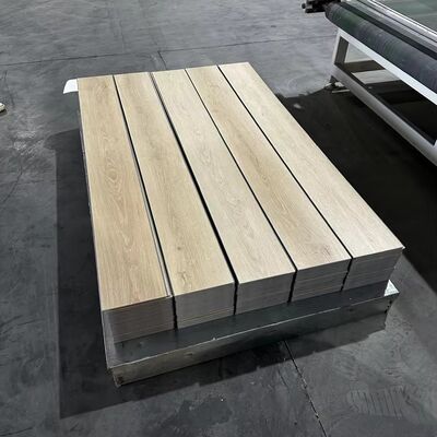 Lantai Papan Vinyl Spc Mewah Berkualitas Tinggi Lantai Spc Glossy Piso Flotante