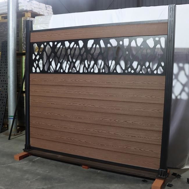 Instalasi Mudah Wpc Fence Panels 1.8m * 1.8m Co Extrusion Exterior Boards