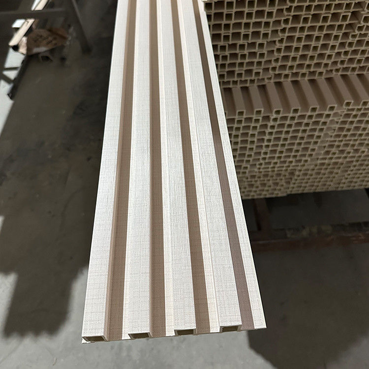 Kualitas Tinggi Fluted Komposit Wpc Interior Wall Cladding Berwarna-warni
