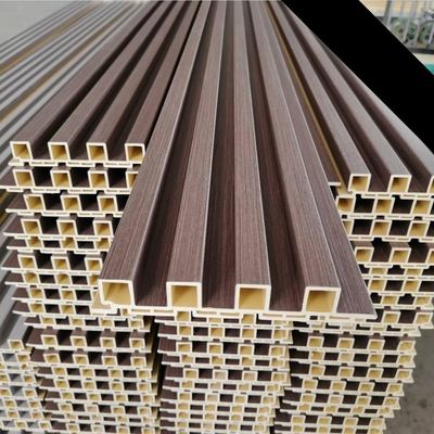 Kayu Butir Kayu Dilaminasi Panel Dinding WPC Interior Untuk Dekorasi Dalam Ruangan