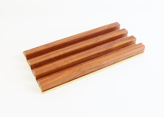 Kayu komposit panel bergalur interior panel dinding wpc cladding untuk dekorasi dalam ruangan