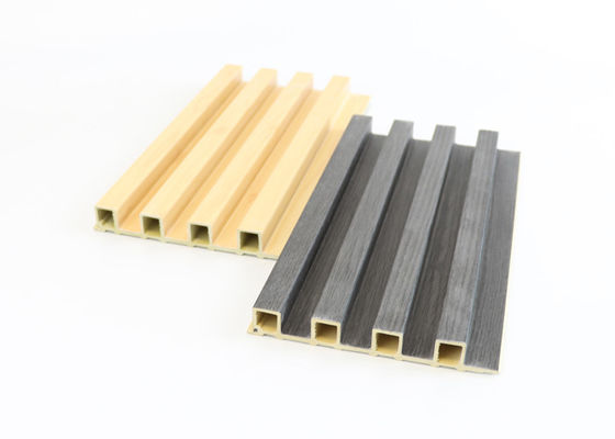 Dekorasi Dalam Ruangan Kayu Bergalur Komposit Panel Dinding WPC 160mm x 24mm Tahan Air