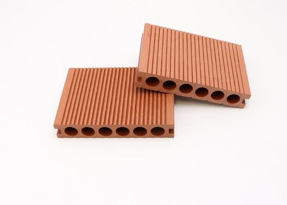 Tahan Api WPC Lantai Decking Serat Kayu Komposit Luar Ruangan Tahan Air