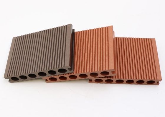 Interlock Decking 3D Embossing WPC Composite Decking Tiles Lantai Plastik