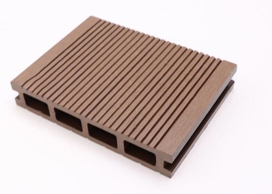 Waterproof Garden PVC Wall WPC Panel Untuk Outdoor Anti Slip Decoration Ramah Lingkungan