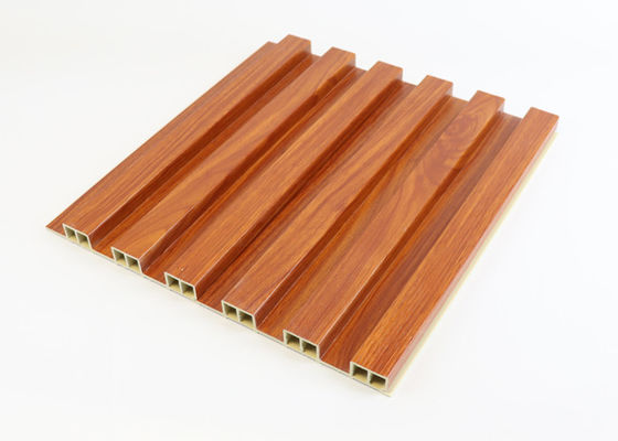 Interior Kayu Komposit Berwarna Panel Bergalur Panel Dinding WPC Cladding