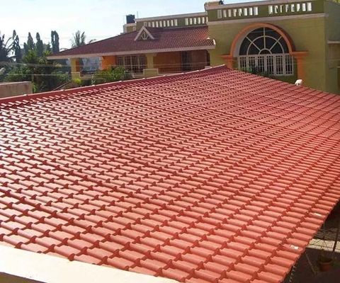 Resin Sintetis U Bentuk Genteng Keramik Surya Lapisan Warna-warni