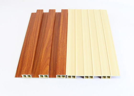 160 * 24 * 2900mm Panel Dinding Wpc Bergalur Komposit Kayu Tahan Air Untuk Dekorasi Interior