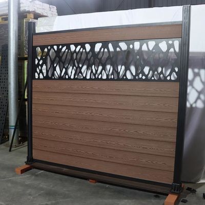 Instalasi Mudah Wpc Fence Panels 1.8m * 1.8m Co Extrusion Exterior Boards