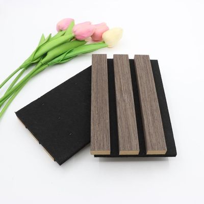 Papan Panel Akustik Mewah Kain Kayu Beralur Beralur 2400 * 600mm