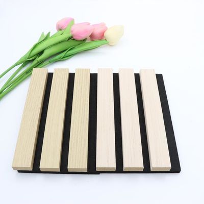 1220 * 600 Papan Panel Akustik Isolasi Suara Kayu Pengganti Komposit 3mm