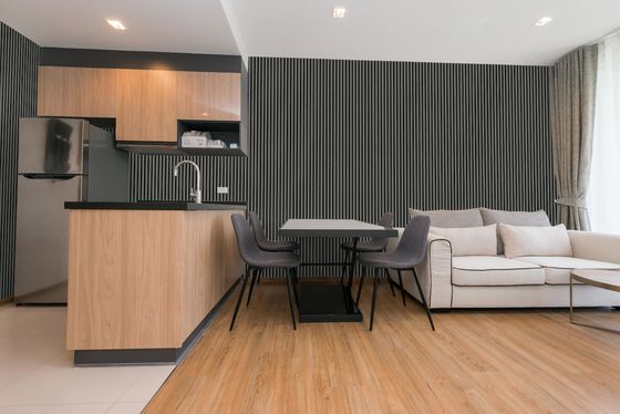 21 * 600 * 2400mm Panel Papan Beralur Akustik Kedap Suara Untuk Dekorasi Interior