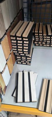Akustik Wpc Panel Dinding Panel Kayu Slat Untuk Dekorasi Rumah