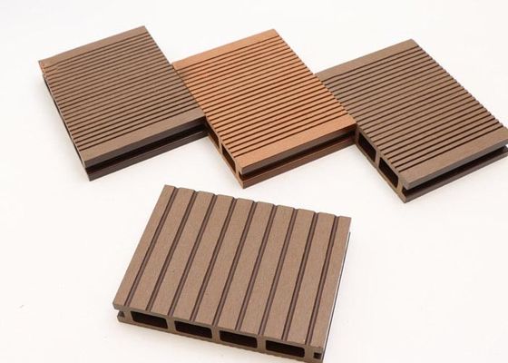 Waterproof Non Slip Outdoor WPC Decking Lantai Kayu Plastik Decking